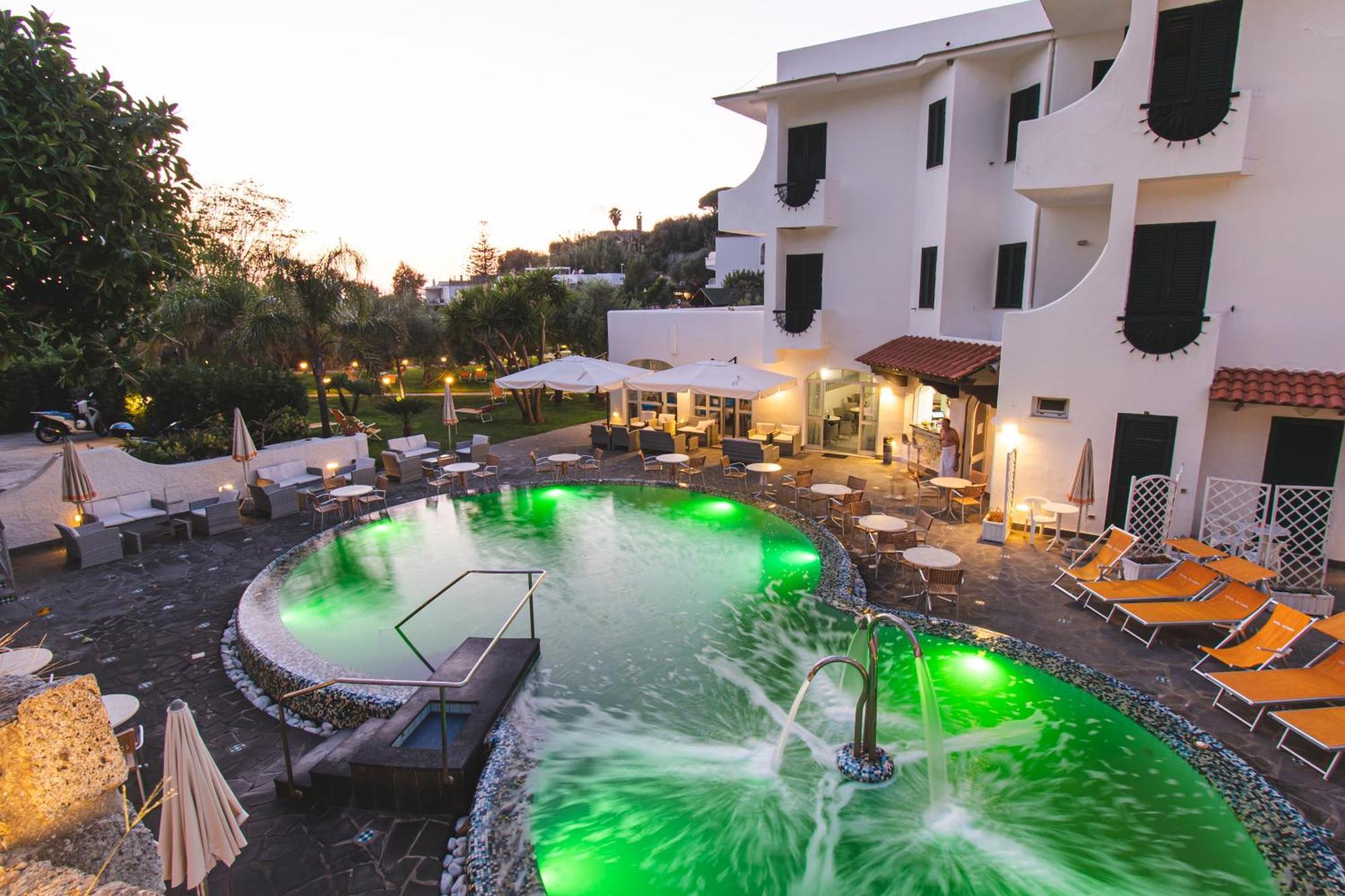 Victoria Park Resort Ischia Eksteriør bilde
